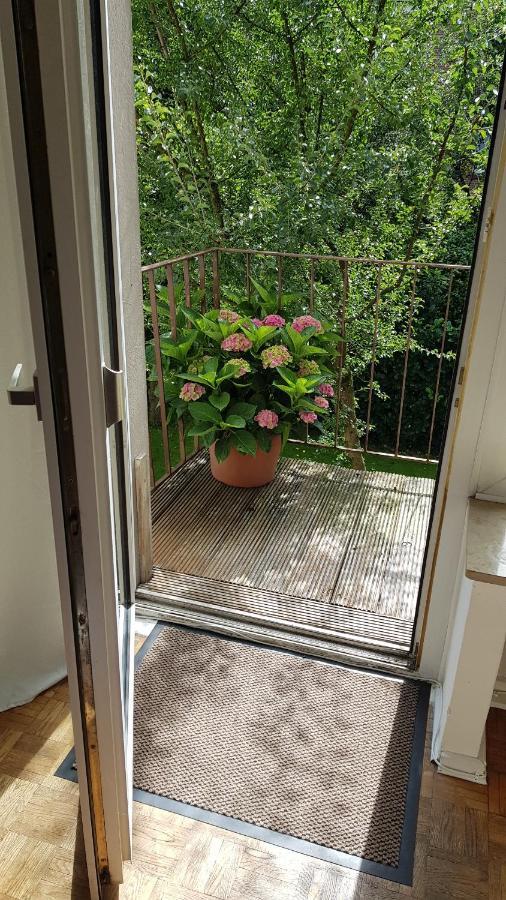 Stadtnahe Wohnung Mit Kl.Balkon Und Parkplatz Oldenburg Luaran gambar