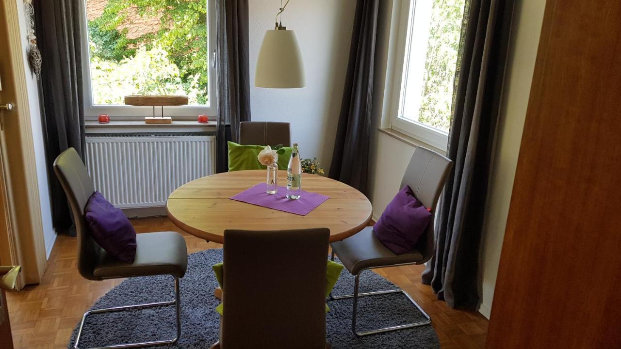 Stadtnahe Wohnung Mit Kl.Balkon Und Parkplatz Oldenburg Luaran gambar